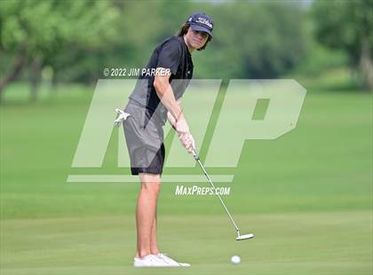 Thumbnail 2 in UIL 5A Championship photogallery.