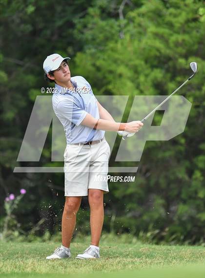 Thumbnail 1 in UIL 5A Championship photogallery.