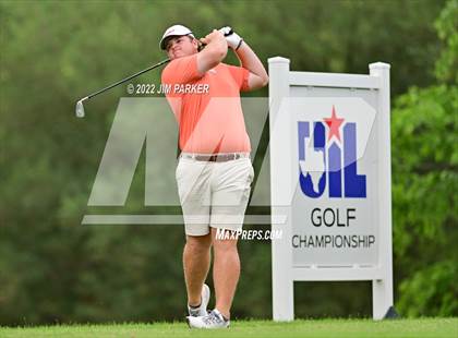 Thumbnail 2 in UIL 5A Championship photogallery.