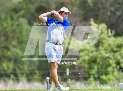 Thumbnail 2 in UIL 5A Championship photogallery.