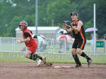 Thumbnail 3 in Fredonia vs, Mechanicville (NYSPHSAA Class B Final) photogallery.