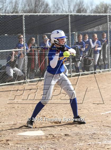 Thumbnail 2 in St. Michael-Albertville vs Chisago Lakes photogallery.