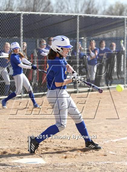 Thumbnail 3 in St. Michael-Albertville vs Chisago Lakes photogallery.