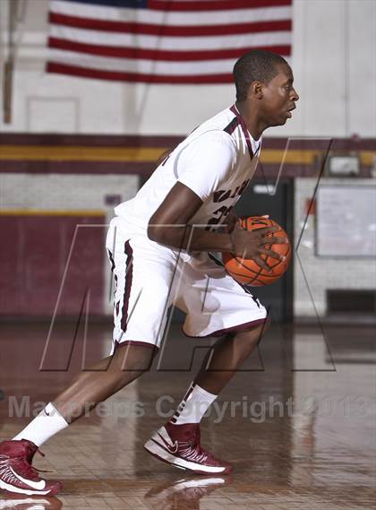 Thumbnail 2 in Valhalla vs. Saunders (Coaches vs Cancer Showcase) photogallery.