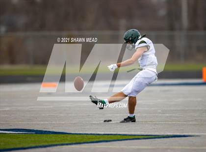 Thumbnail 3 in Chelsea vs. Freeland (MHSAA D4 Semifinal) photogallery.