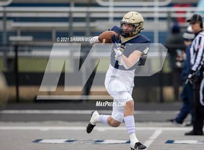 Thumbnail 2 in Chelsea vs. Freeland (MHSAA D4 Semifinal) photogallery.