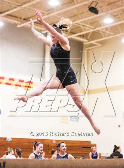 Thumbnail 1 in Newport vs. Mount Si, Bothell, Woodinville photogallery.