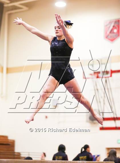 Thumbnail 1 in Newport vs. Mount Si, Bothell, Woodinville photogallery.