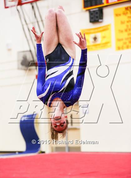 Thumbnail 1 in Newport vs. Mount Si, Bothell, Woodinville photogallery.