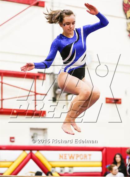 Thumbnail 2 in Newport vs. Mount Si, Bothell, Woodinville photogallery.