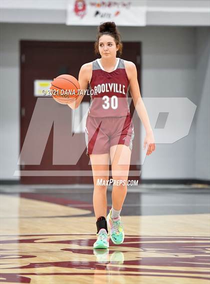 Thumbnail 2 in Poolville vs Bellevue (Poolville Mesquite Pit Classic) photogallery.