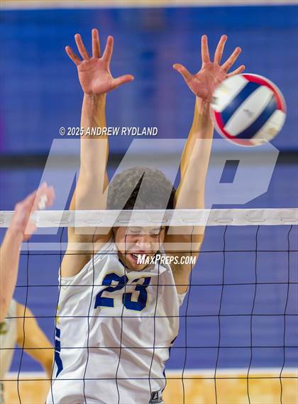 Thumbnail 1 in Legacy vs. Valor Christian (CHSAA 5A Round2 M11) photogallery.