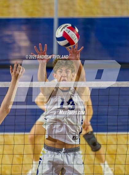 Thumbnail 3 in Legacy vs. Valor Christian (CHSAA 5A Round2 M11) photogallery.