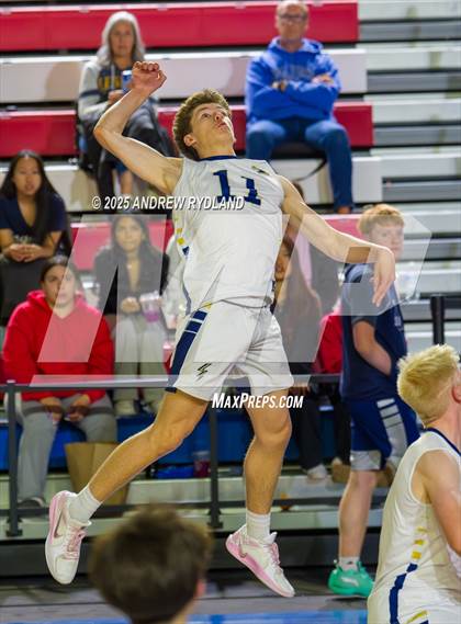 Thumbnail 2 in Legacy vs. Valor Christian (CHSAA 5A Round2 M11) photogallery.