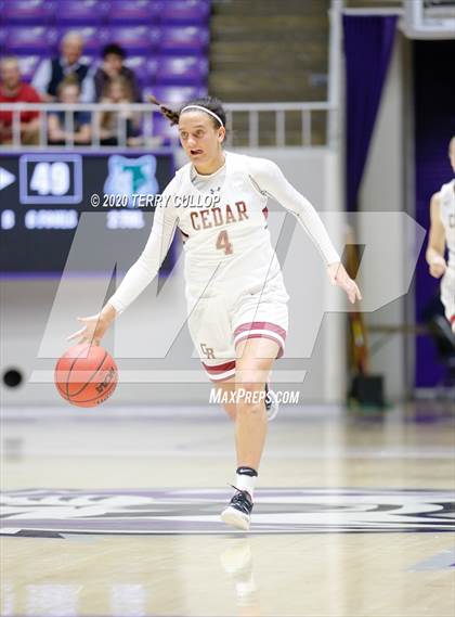 Thumbnail 1 in Green Canyon vs. Cedar (UHSAA 4A Semifinal) photogallery.