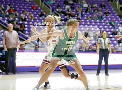Thumbnail 2 in Green Canyon vs. Cedar (UHSAA 4A Semifinal) photogallery.