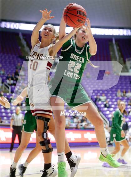 Thumbnail 3 in Green Canyon vs. Cedar (UHSAA 4A Semifinal) photogallery.