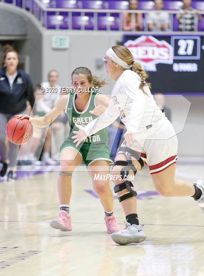 Thumbnail 2 in Green Canyon vs. Cedar (UHSAA 4A Semifinal) photogallery.