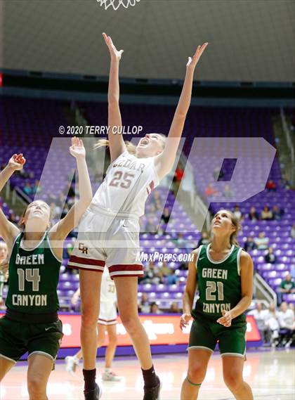 Thumbnail 3 in Green Canyon vs. Cedar (UHSAA 4A Semifinal) photogallery.