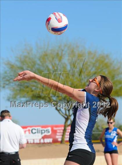 Thumbnail 2 in Scottsdale Prep vs Fountain Hills photogallery.