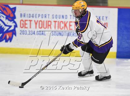 Thumbnail 1 in Trumbull @ Westhill photogallery.