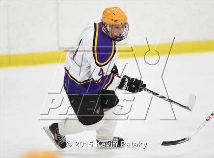 Thumbnail 1 in Trumbull @ Westhill photogallery.