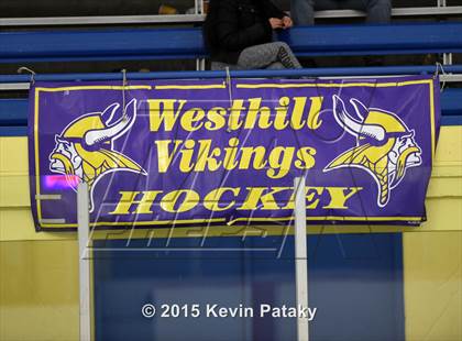 Thumbnail 1 in Trumbull @ Westhill photogallery.
