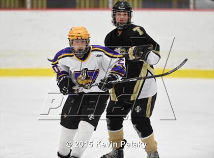 Thumbnail 1 in Trumbull @ Westhill photogallery.