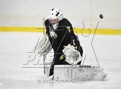 Thumbnail 2 in Trumbull @ Westhill photogallery.