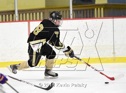 Thumbnail 1 in Trumbull @ Westhill photogallery.