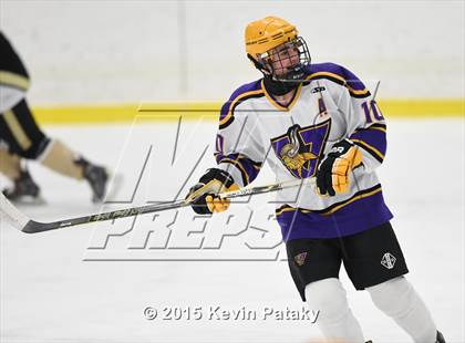 Thumbnail 1 in Trumbull @ Westhill photogallery.