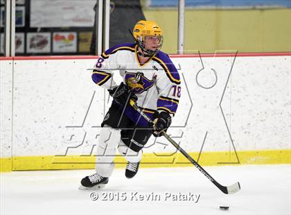 Thumbnail 1 in Trumbull @ Westhill photogallery.