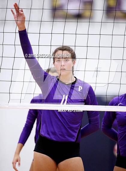 Thumbnail 3 in Paschal @ Lamar photogallery.