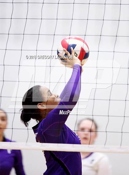 Thumbnail 1 in Paschal @ Lamar photogallery.