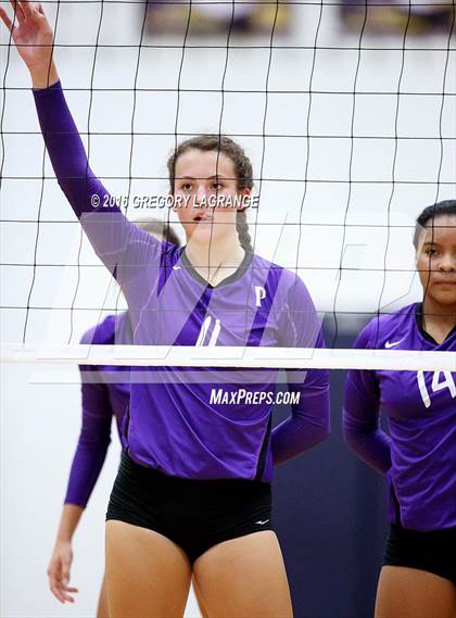 Thumbnail 1 in Paschal @ Lamar photogallery.