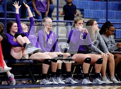 Thumbnail 2 in Paschal @ Lamar photogallery.