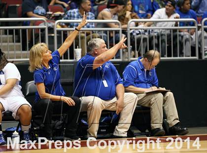 Thumbnail 1 in Window Rock vs. Valley Christian (AIA D3 Semifinal) photogallery.