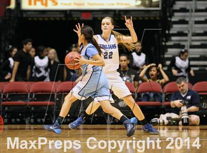 Thumbnail 1 in Window Rock vs. Valley Christian (AIA D3 Semifinal) photogallery.