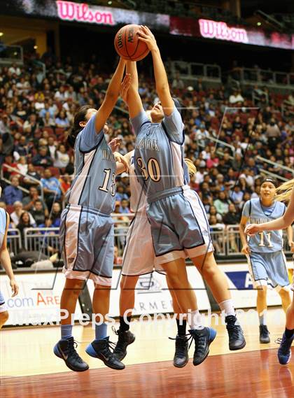 Thumbnail 3 in Window Rock vs. Valley Christian (AIA D3 Semifinal) photogallery.