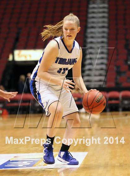 Thumbnail 2 in Window Rock vs. Valley Christian (AIA D3 Semifinal) photogallery.