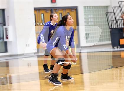 Thumbnail 3 in Grand Saline vs Fruitvale photogallery.