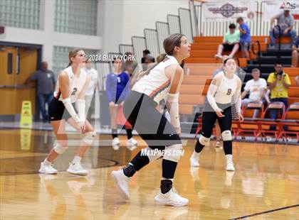 Thumbnail 3 in Grand Saline vs Fruitvale photogallery.