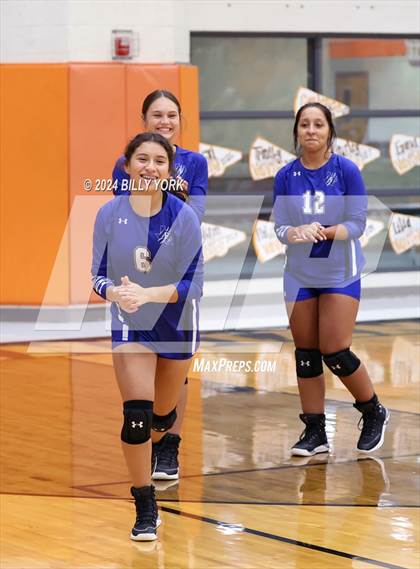 Thumbnail 3 in Grand Saline vs Fruitvale photogallery.