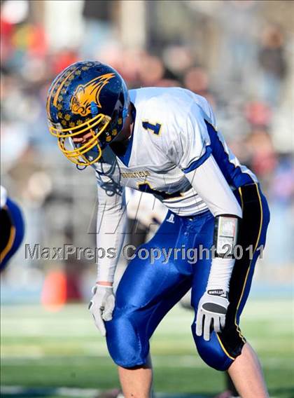 Thumbnail 3 in Brookfield vs. New London (CIAC Class M Semifinal) photogallery.