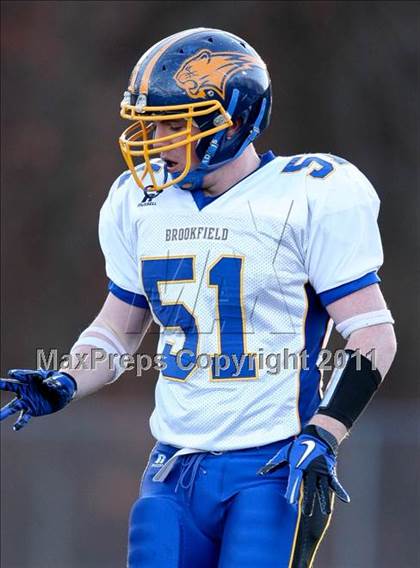 Thumbnail 2 in Brookfield vs. New London (CIAC Class M Semifinal) photogallery.