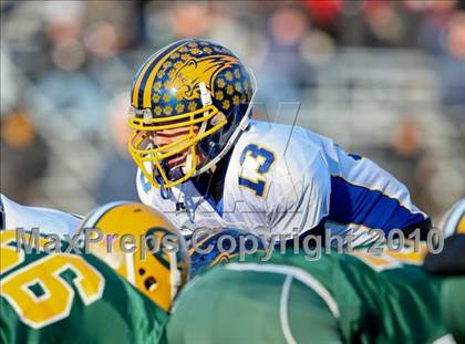 Thumbnail 3 in Brookfield vs. New London (CIAC Class M Semifinal) photogallery.