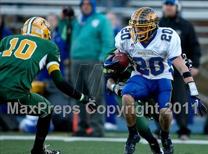 Thumbnail 3 in Brookfield vs. New London (CIAC Class M Semifinal) photogallery.