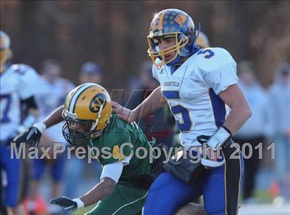 Thumbnail 3 in Brookfield vs. New London (CIAC Class M Semifinal) photogallery.