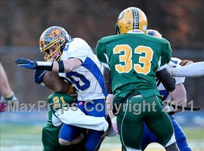 Thumbnail 3 in Brookfield vs. New London (CIAC Class M Semifinal) photogallery.