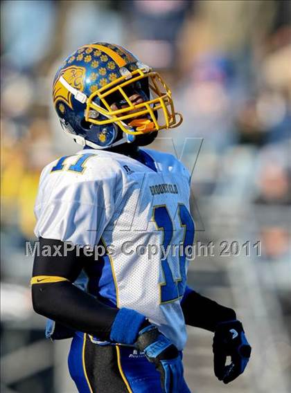 Thumbnail 1 in Brookfield vs. New London (CIAC Class M Semifinal) photogallery.